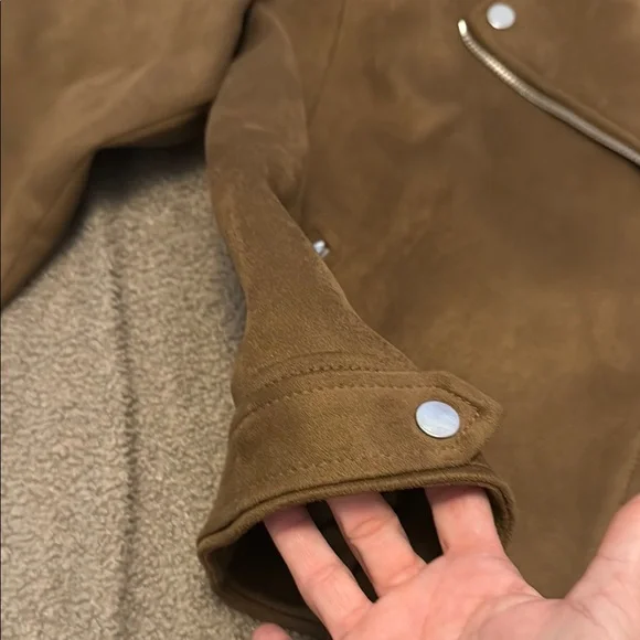 Women's Tan Moto Style Suede Jacket - Picture 4 of 7